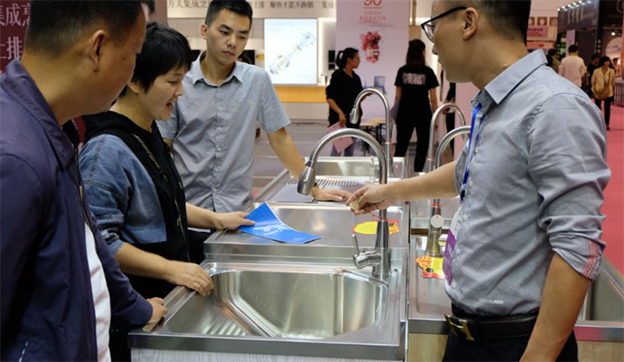 AFA阿發(fā)不銹鋼全屋定制亮相蘇州廣電家博會(huì) AFA阿發(fā)不銹鋼全屋定制亮相蘇州廣電家博會(huì)