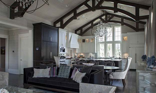 用冷色調(diào)搭配家居顏色來降溫